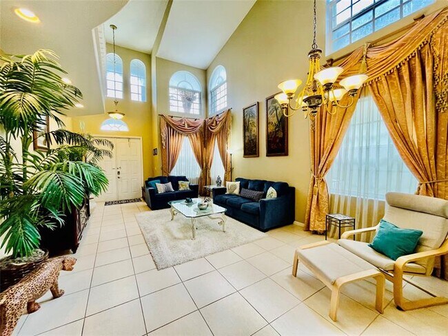 Building Photo - 6911 Sea Daisy Dr