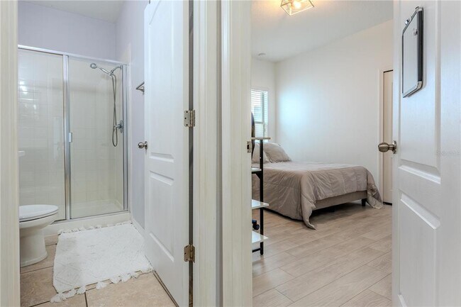 Building Photo - 3052 Youngford St