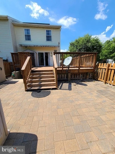 Building Photo - 25 Offspring Ct