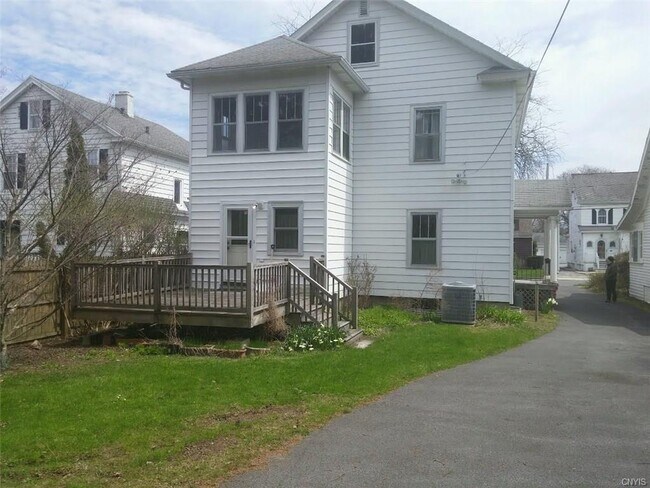 Building Photo - 453 Wendell Terrace