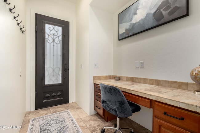 Building Photo - 2506 S 186th Dr