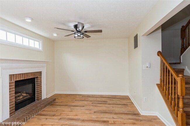 Building Photo - 8705 Lost Valley Dr