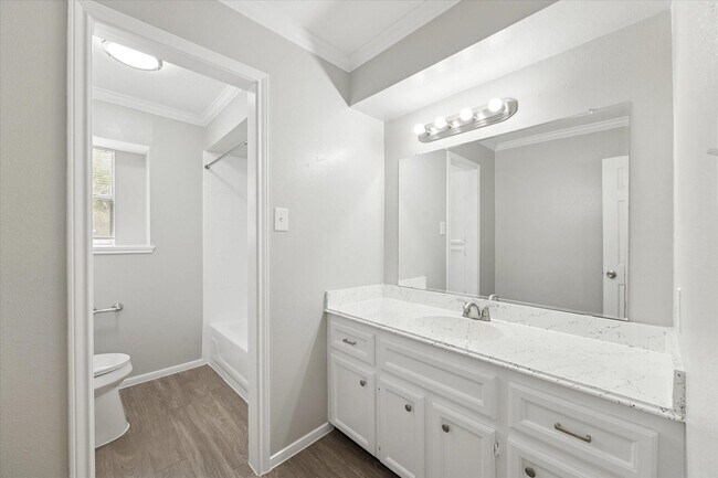 Building Photo - 23834 English Oak Dr