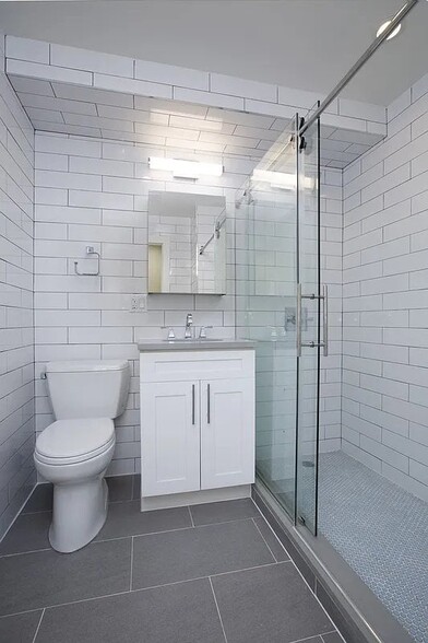 Building Photo - 99 Suffolk St