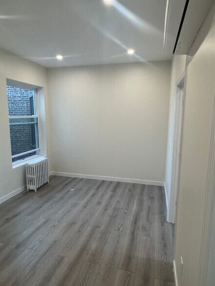 Building Photo - 19914 32nd Ave