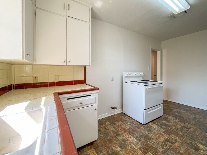 Building Photo - 3132 Daughtrey Ave