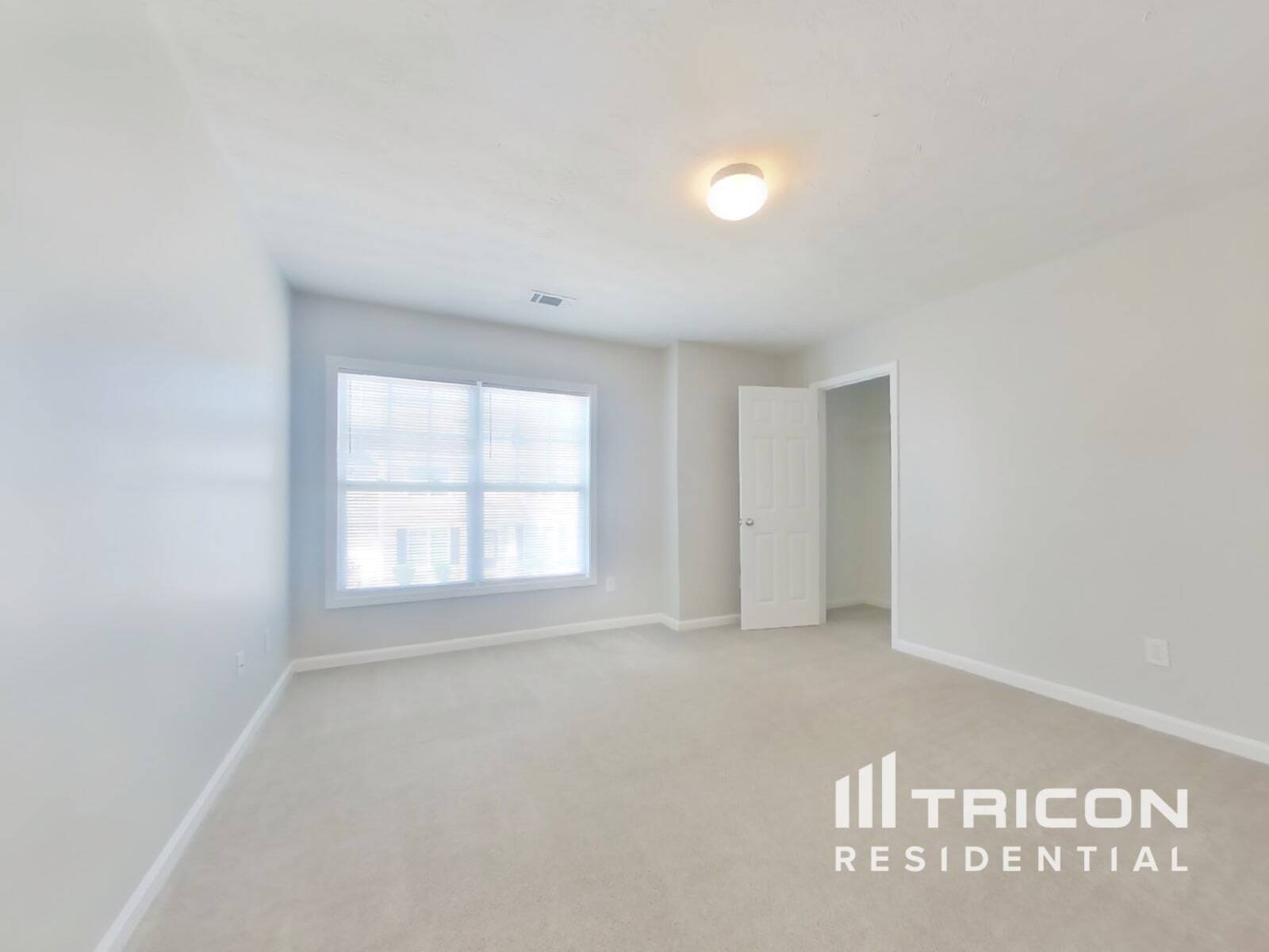 Building Photo - 100 Plumeria St