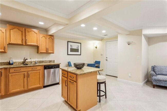 Building Photo - 3292 Ferncliff Pl NE