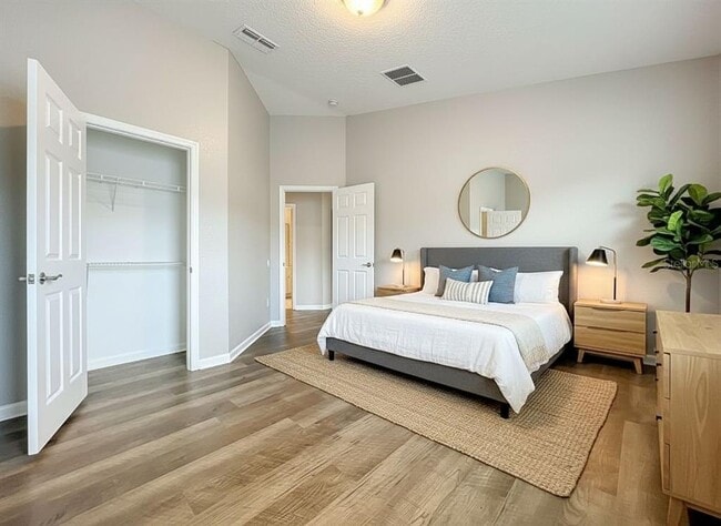 Building Photo - 1017 Enclair St