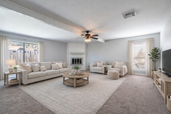 Building Photo - 10215 Kirkwren Dr