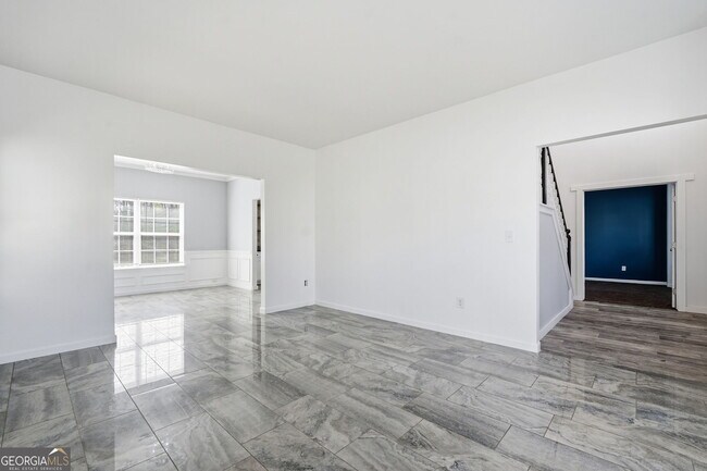 Building Photo - 1582 Ewing Farm Dr