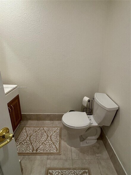 Building Photo - 2201 NW 45th Ave