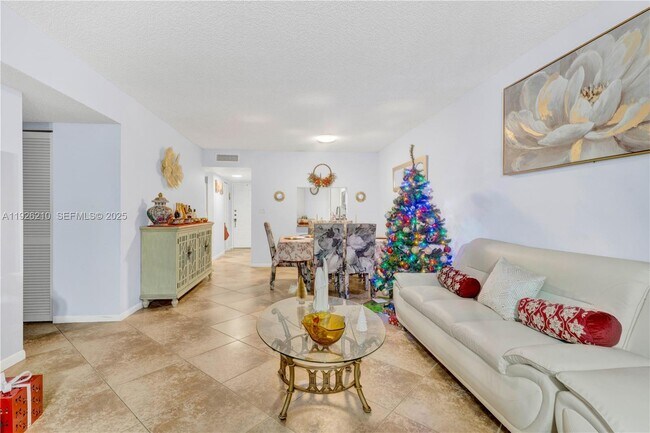 Building Photo - 3050 NW 42nd Ave