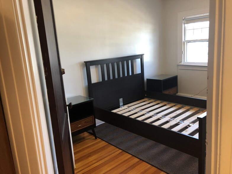 Bedroom - 86 Lancaster Rd