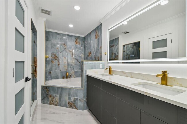 Building Photo - 8708 Thornwood Ln
