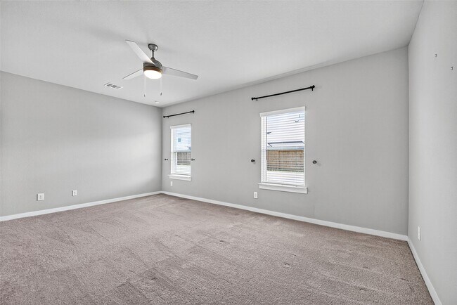 Building Photo - 13126 Lago Acero