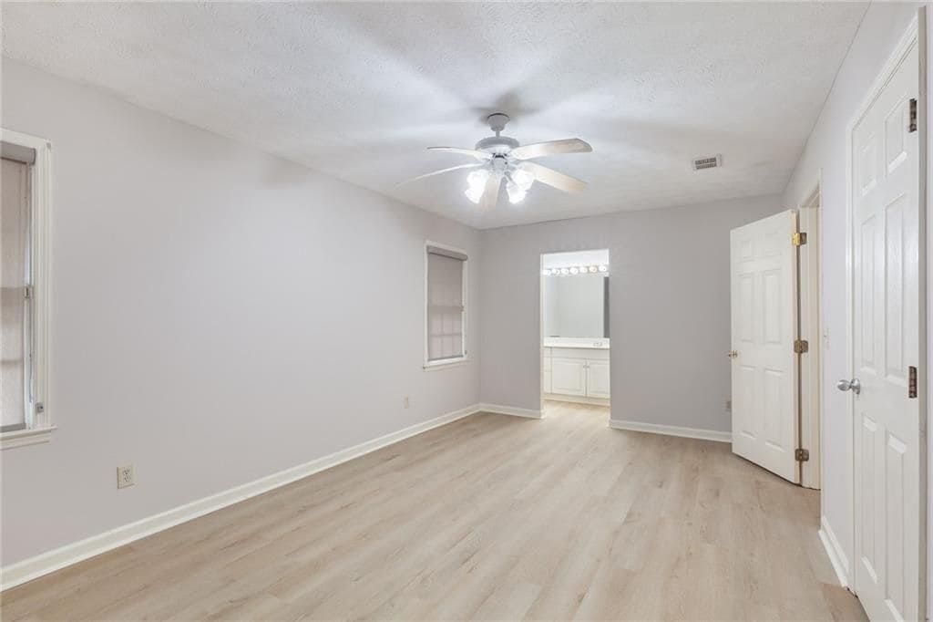 Building Photo - 390 Tidwell Rd