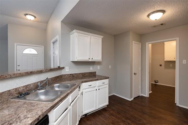 Building Photo - 200 Caprock Dr