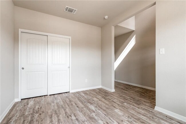 Building Photo - 2718 Bridekirk Dr