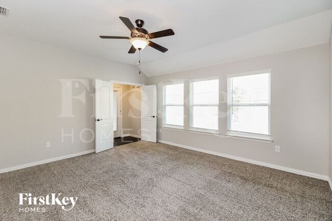 Building Photo - 6701 Cedarhurst Ct