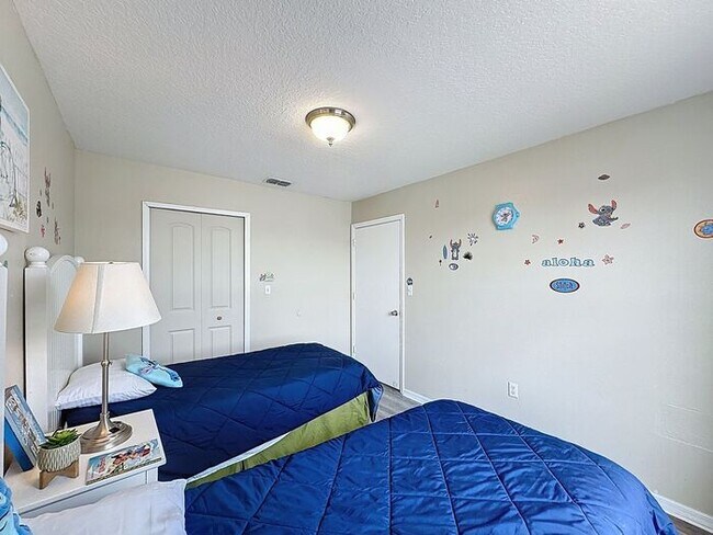 Building Photo - Condo at Villas at Island Club, Kissimmee