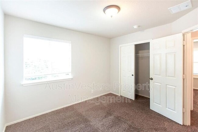 Building Photo - 1612 Corn Hill Ln