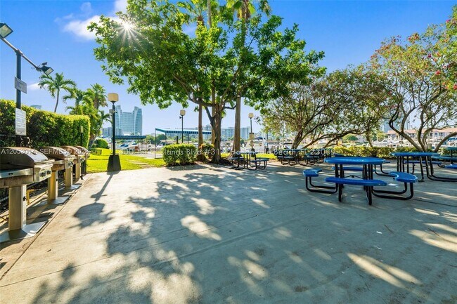 Building Photo - 600 Three Islands Boulevard
