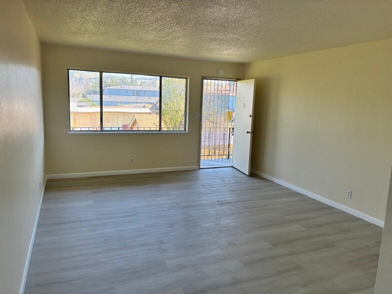 Building Photo - 1639 82nd Ave