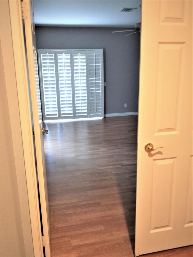 Building Photo - 78724 Como Ct