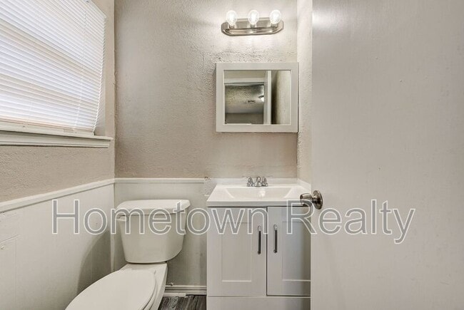 Building Photo - 333 NW 90th St