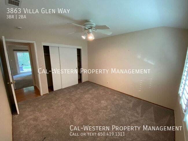 Building Photo - 3863 Villa Glen Way