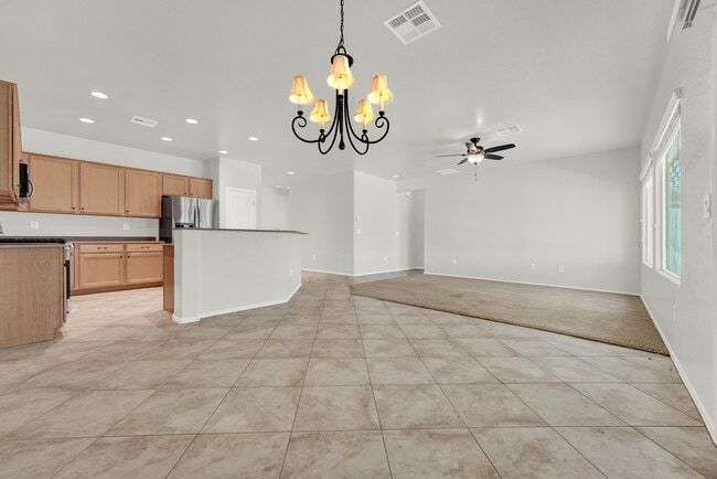 Building Photo - 7752 Fruit Dove St