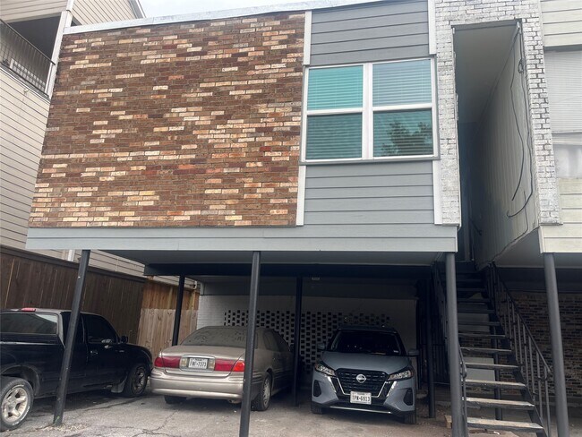 Building Photo - 4626 Bell St