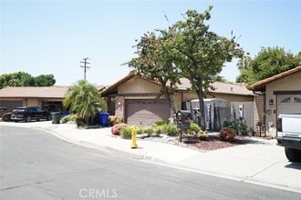 Building Photo - 2485 Calle Villada Cir