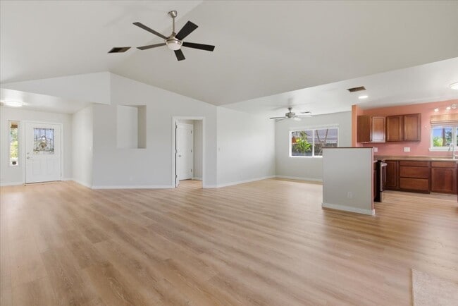 Building Photo - 770 Alulike St