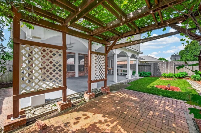 Building Photo - 19530 Harvest Stream Way