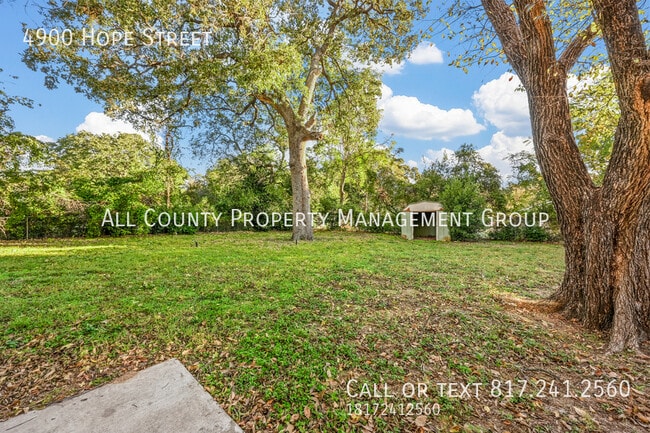 Building Photo - 4900 Hope St