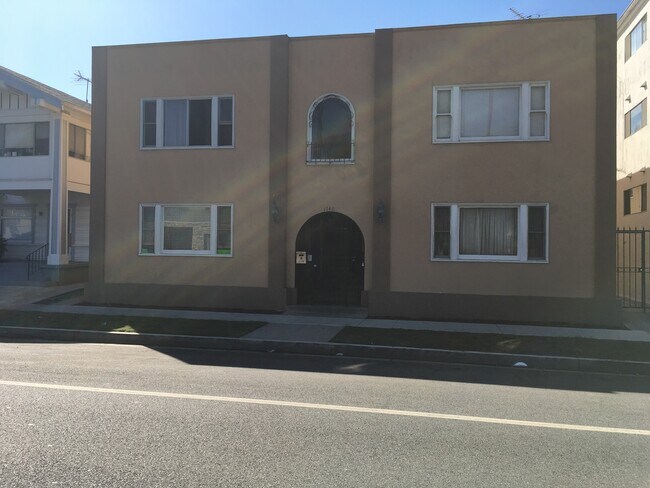 Building Photo - Charming Bluff Park Studio Bungalow – Just One Block from the Beach!