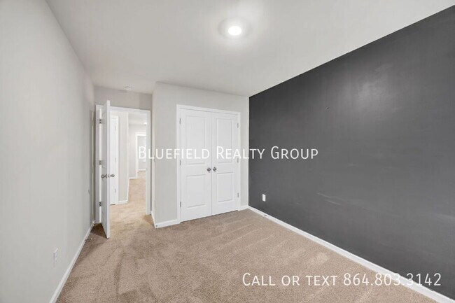 Building Photo - 1329 Wunder Way