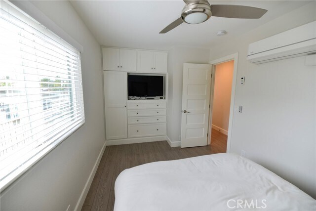 Building Photo - 259 Avenida Granada