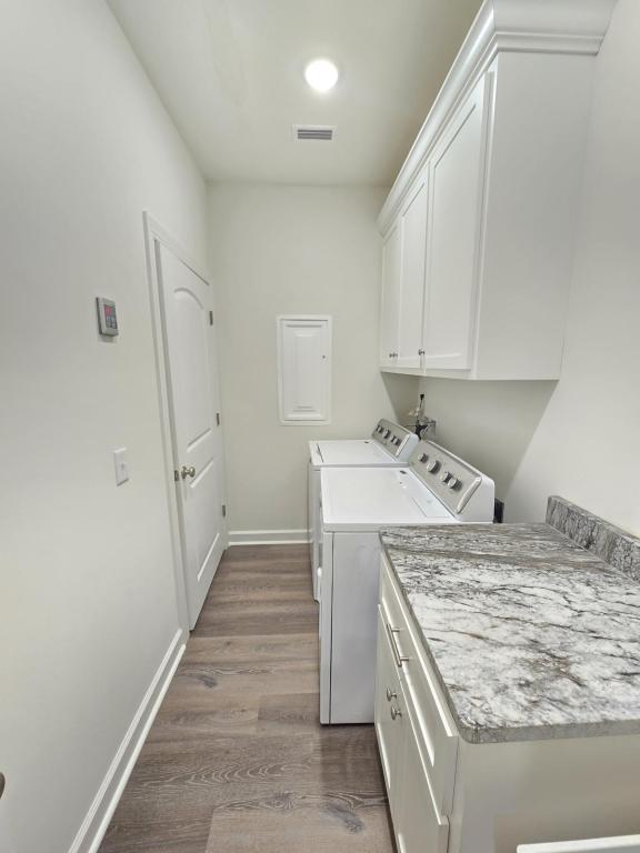 Building Photo - 111 Amelia Cir