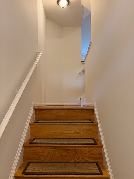 Building Photo - 10404 Parthenon Ct