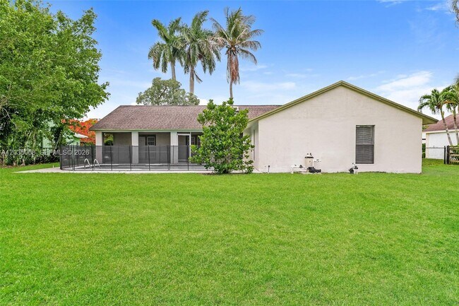 Building Photo - 12351 Gingerwood Ln