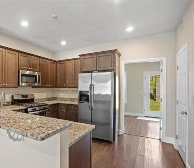 Building Photo - 1974 Midyette Rd