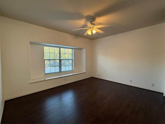 Building Photo - 11409 Lost Maples Trail