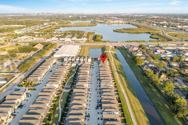 Building Photo - 14719 Silent Gulf Ave