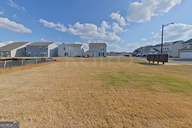 Building Photo - 100 English Oak Ln