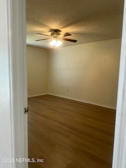 Building Photo - 13735 Devan Lee Dr E