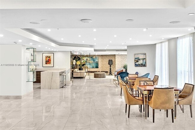 Building Photo - 20191 E Country Club Dr