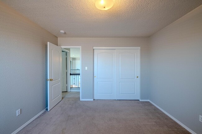 Building Photo - 10532 Coyote Canyon Pl NW